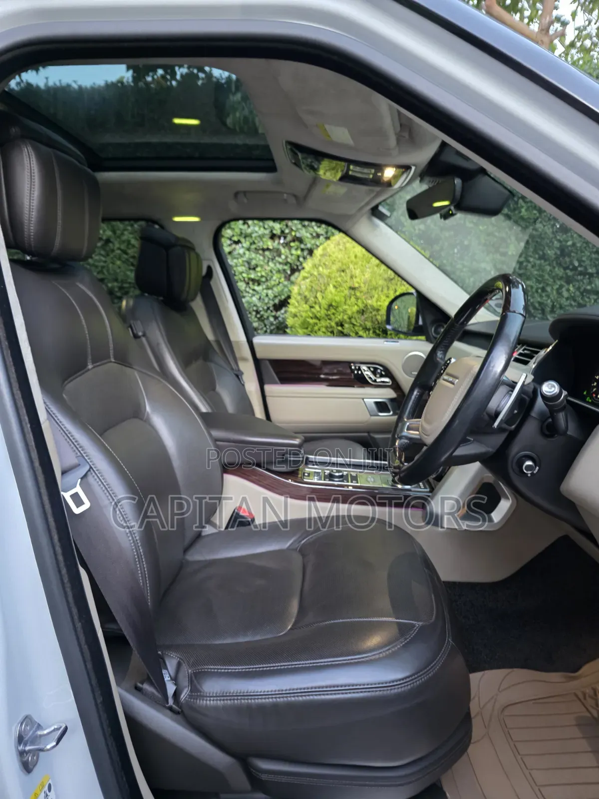Land Rover Range Rover Vogue 2018 Pearl