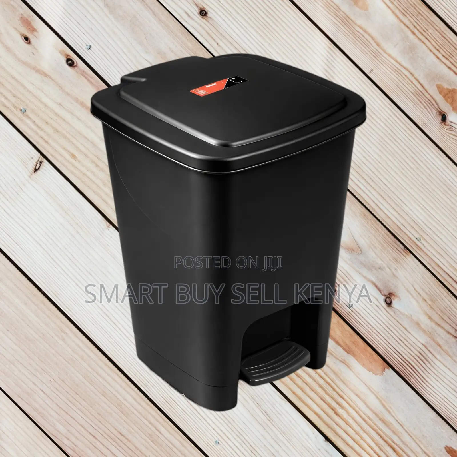 30 Litres Hard Plastic Compact Footprint Step Pedal Garbage Waste Bin