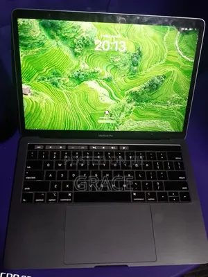 Laptop Apple MacBook Pro 2020 16GB Intel Core i7 HDD 500GB