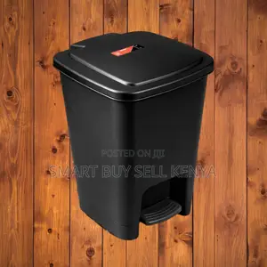 30 Litres Hard Plastic Ergonomic Pedal Step Pedal Garbage Waste Bin