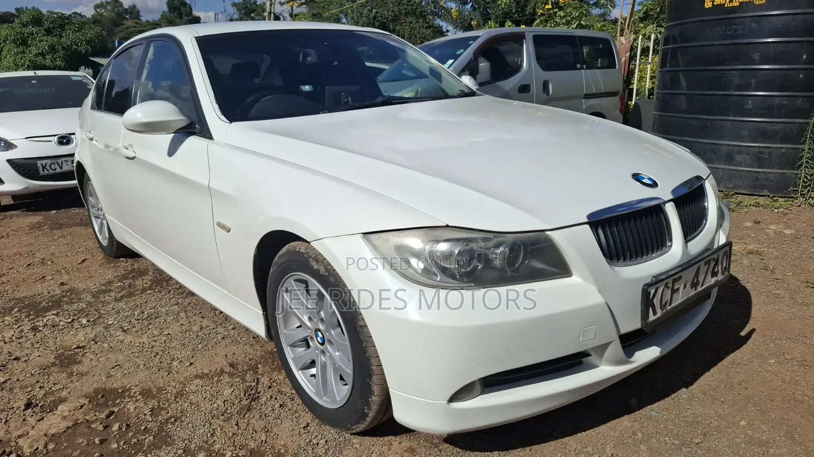 BMW 320i 2009 White