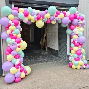 Outdoor Balloon Garland