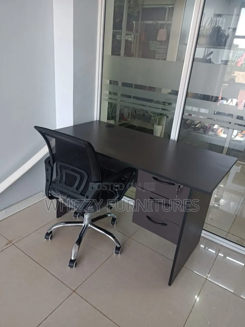 Modern Working Table and Chair