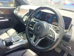 Mercedes-Benz B-Class B180 Petrol 2019 Black
