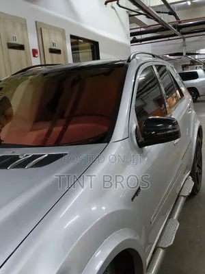 Chameleon Windscreen Film Installation/ Premium Heat Rejection