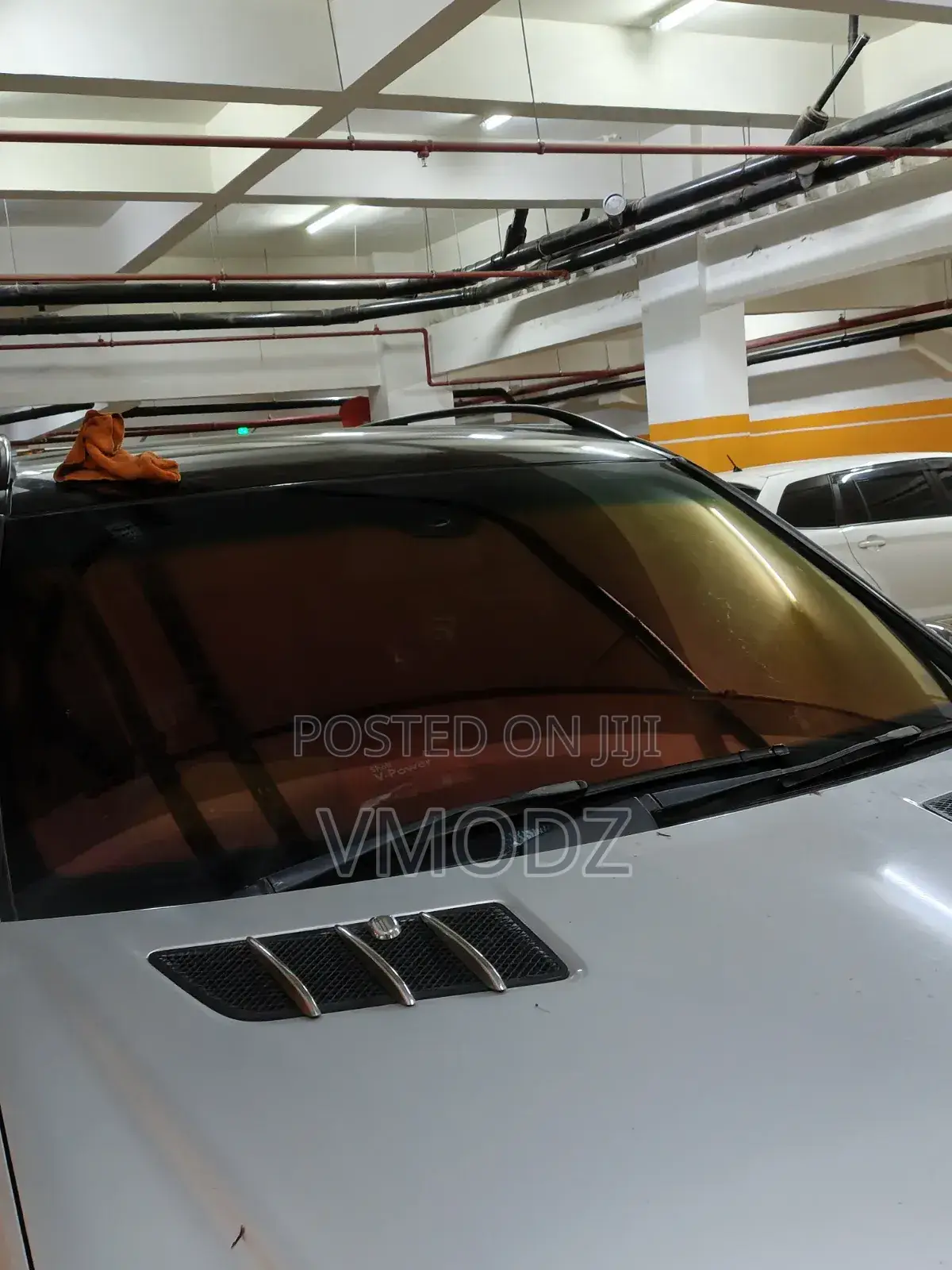 Chameleon Windscreen Film Installation/ Premium Heat Rejection