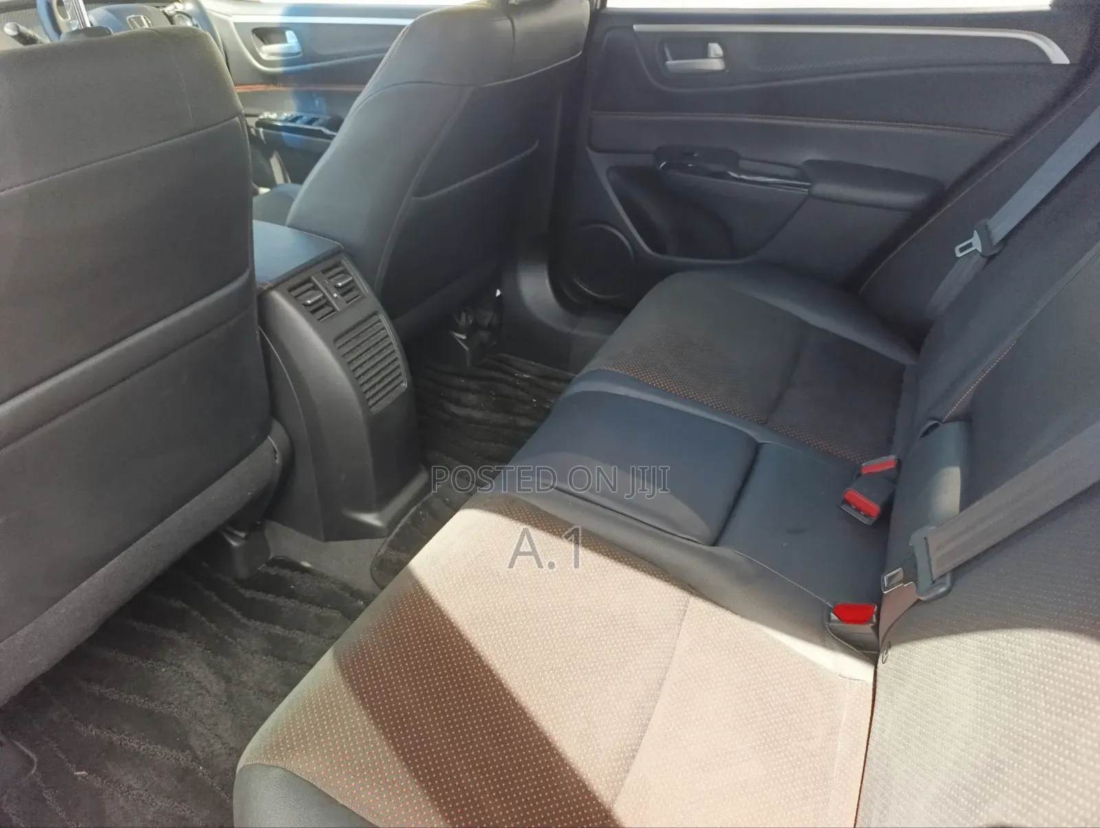 Honda Jade 1.5 Hybrid 2019 Orange