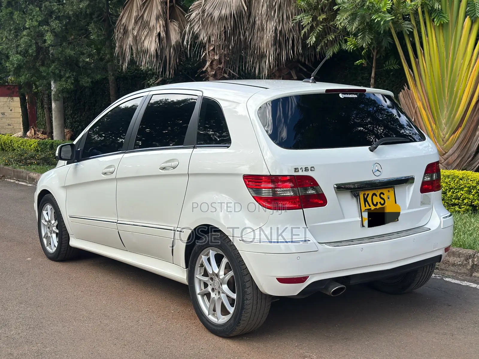 Mercedes-Benz B-Class B180 Petrol 2011 White