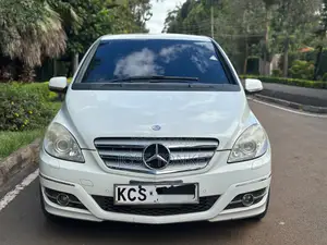 Mercedes-Benz B-Class B180 Petrol 2011 White