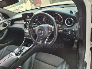 Mercedes-Benz GLC-Class 2019 White
