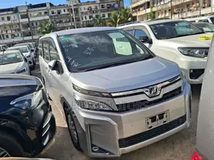Toyota Voxy 2019 Gray