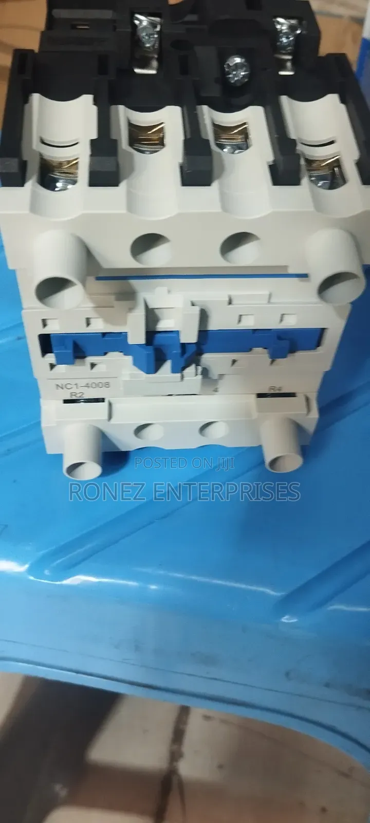 Charge Over Contactor 60 Amps