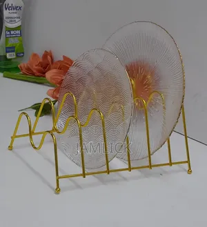 6 Plates Metallic Golden Plate Stand - Bz