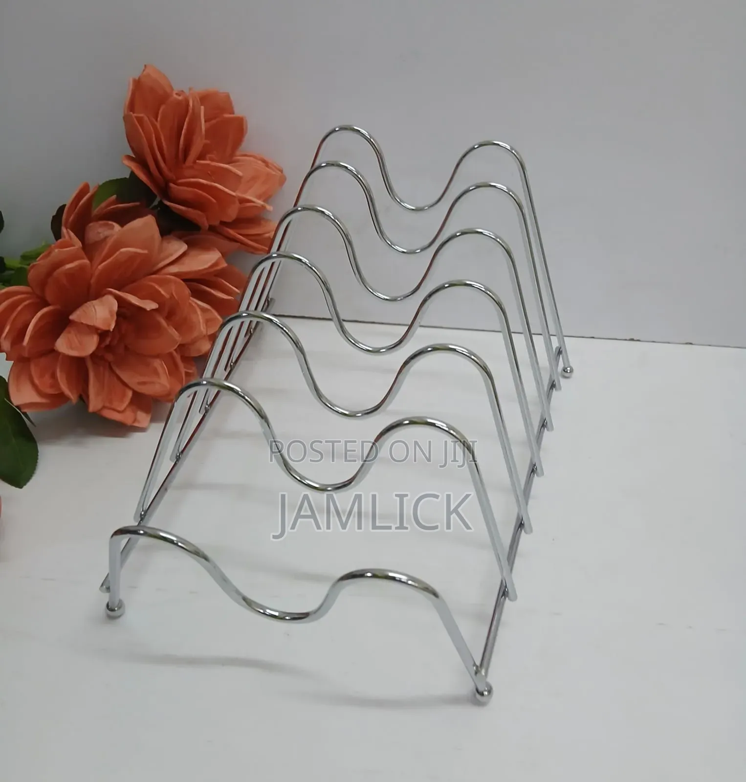 6 Plates Metallic Golden Plate Stand - Bz