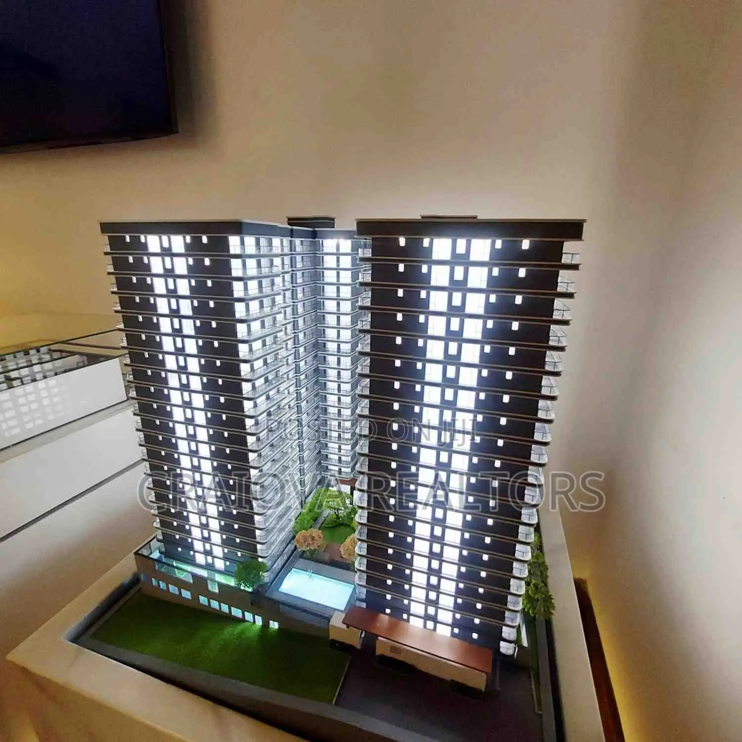 3bdrm Apartment in Riverside Azure for sale