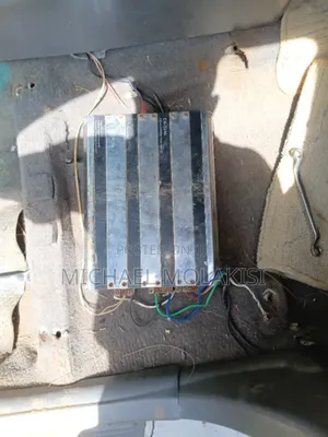 800 Watts Jec Amp And Boschmann Equalizer
