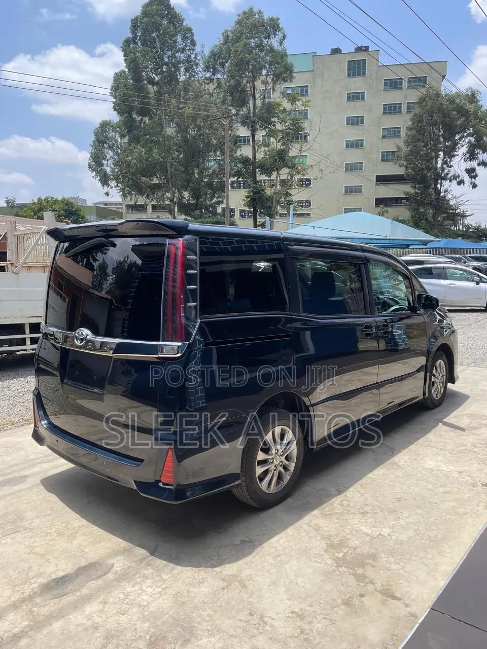 Toyota Noah 2018 Black