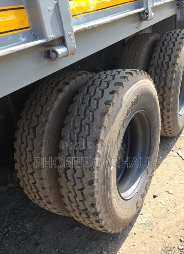 Isuzu FVZ 2023 White - thumbnail 7