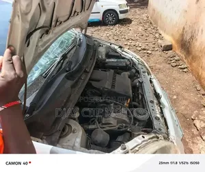 Toyota Vitz 2006 Silver
