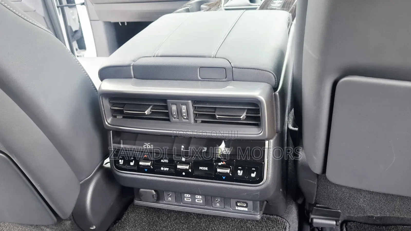 Lexus LX 600 2022 White