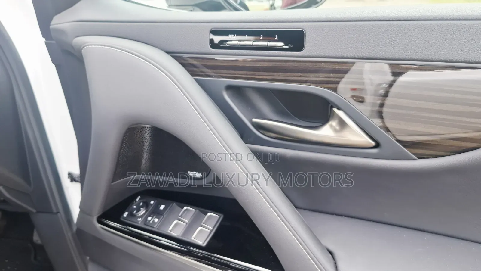 Lexus LX 600 2022 White