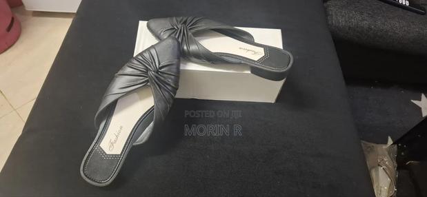 Ladies Sandals