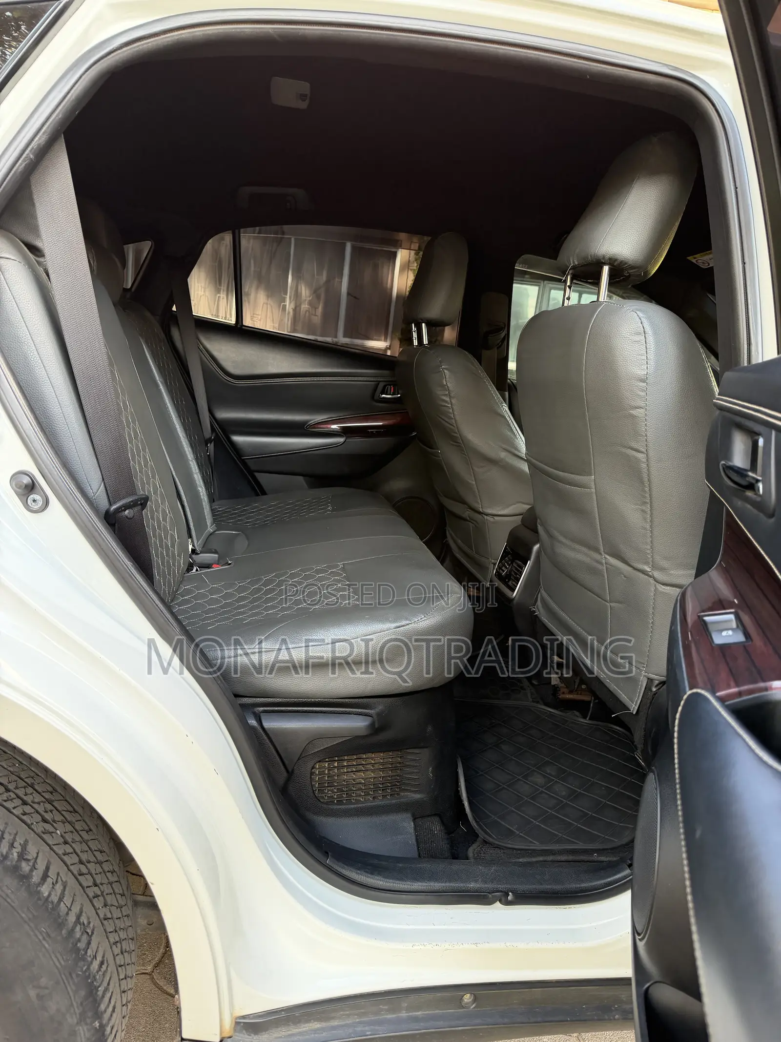 Toyota Harrier 2.5 Hybrid 4WD 2015 White