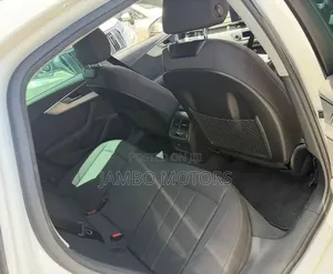 Audi A4 2.0T Premium FWD 2019 White