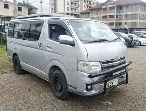 Toyota HiAce 2012 Silver