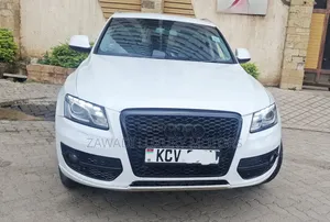 Audi Q5 2.0T Premium Quattro 2012 White