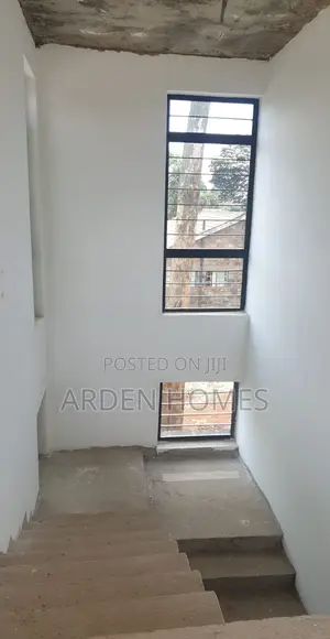 5bdrm House in Gitaru for sale