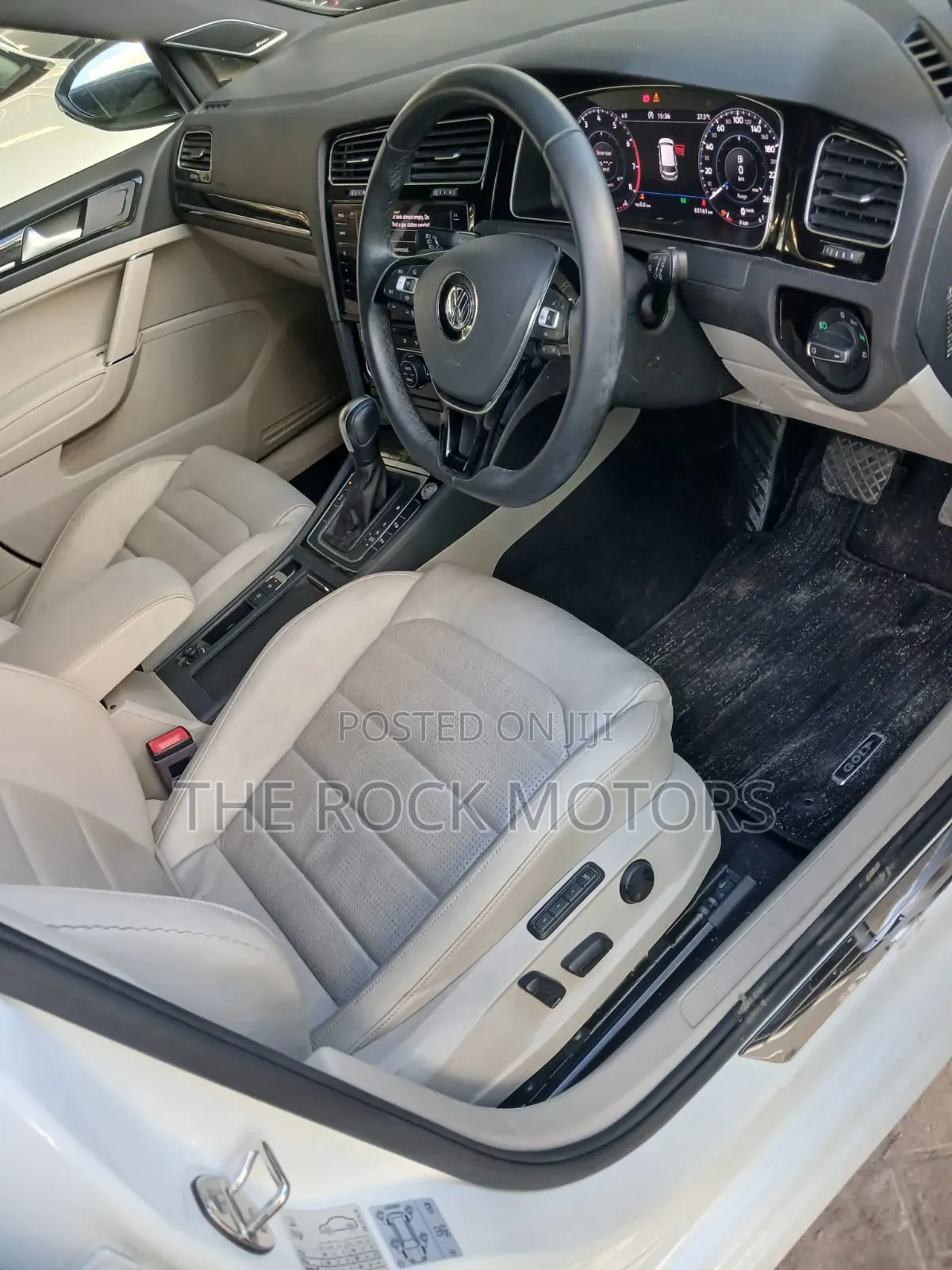 Volkswagen Golf 2019 White