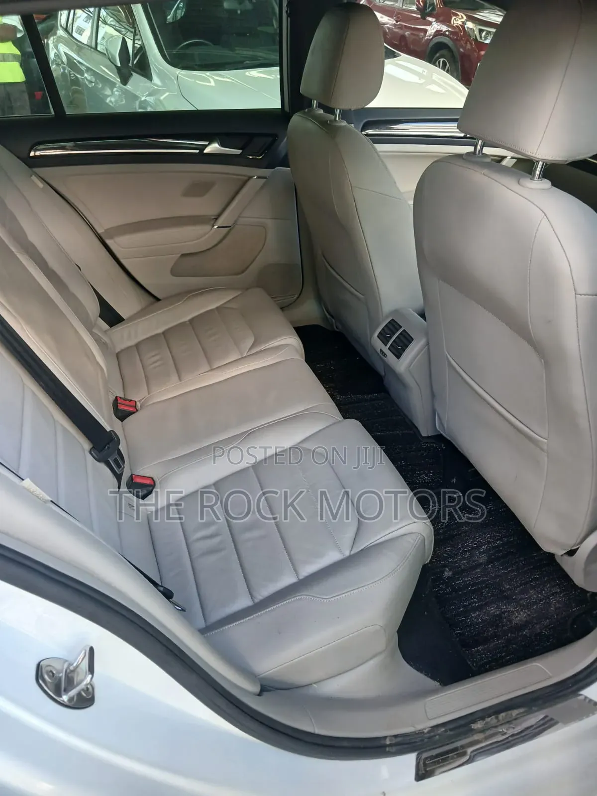 Volkswagen Golf 2019 White