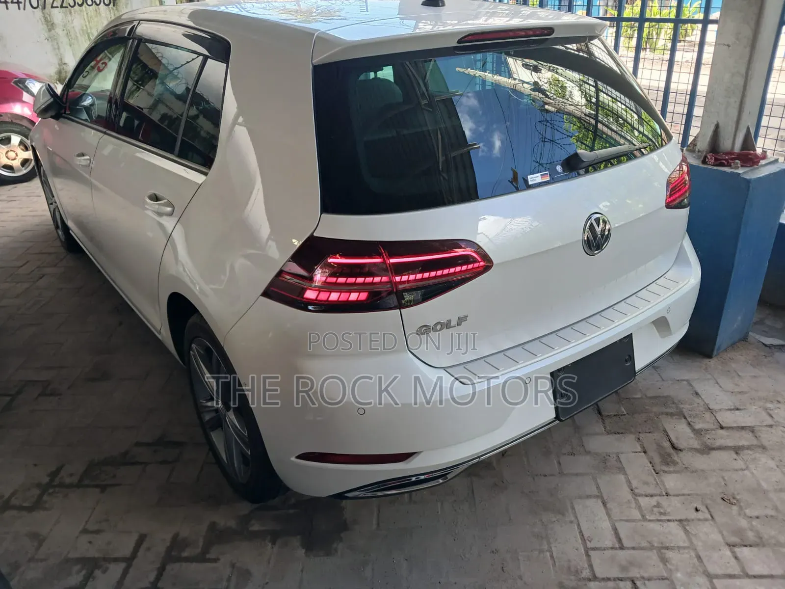 Volkswagen Golf 2019 White