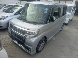 Toyota Tank 2020 Silver