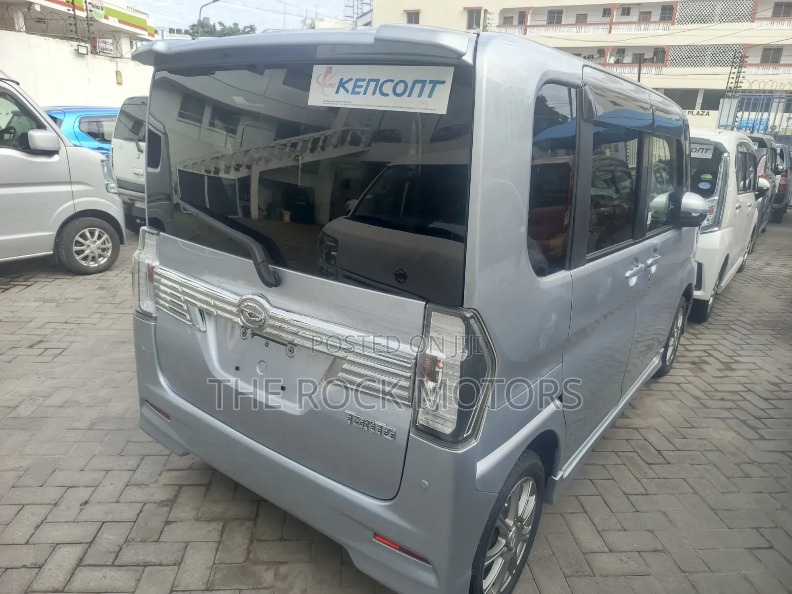 Toyota Tank 2020 Silver