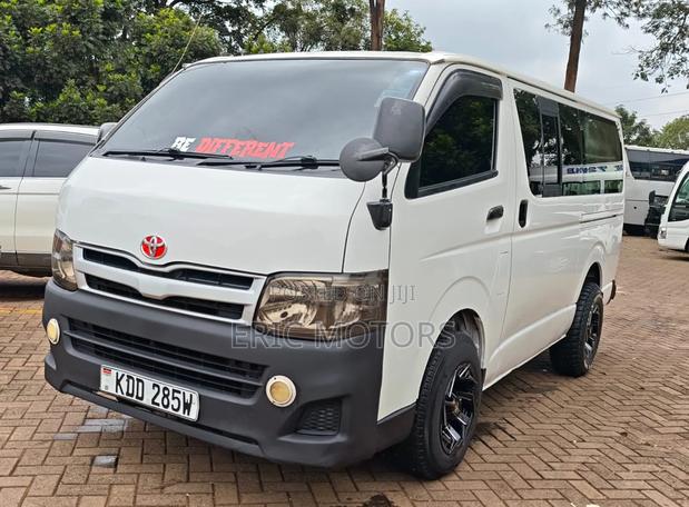 Toyota HiAce 2014 - thumbnail 5
