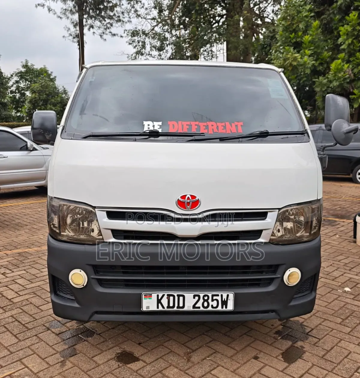 Toyota HiAce 2014