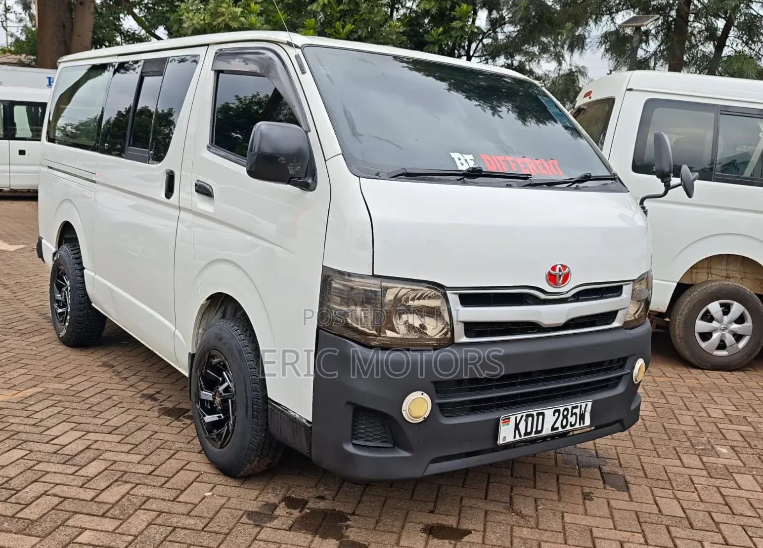 Toyota HiAce 2014
