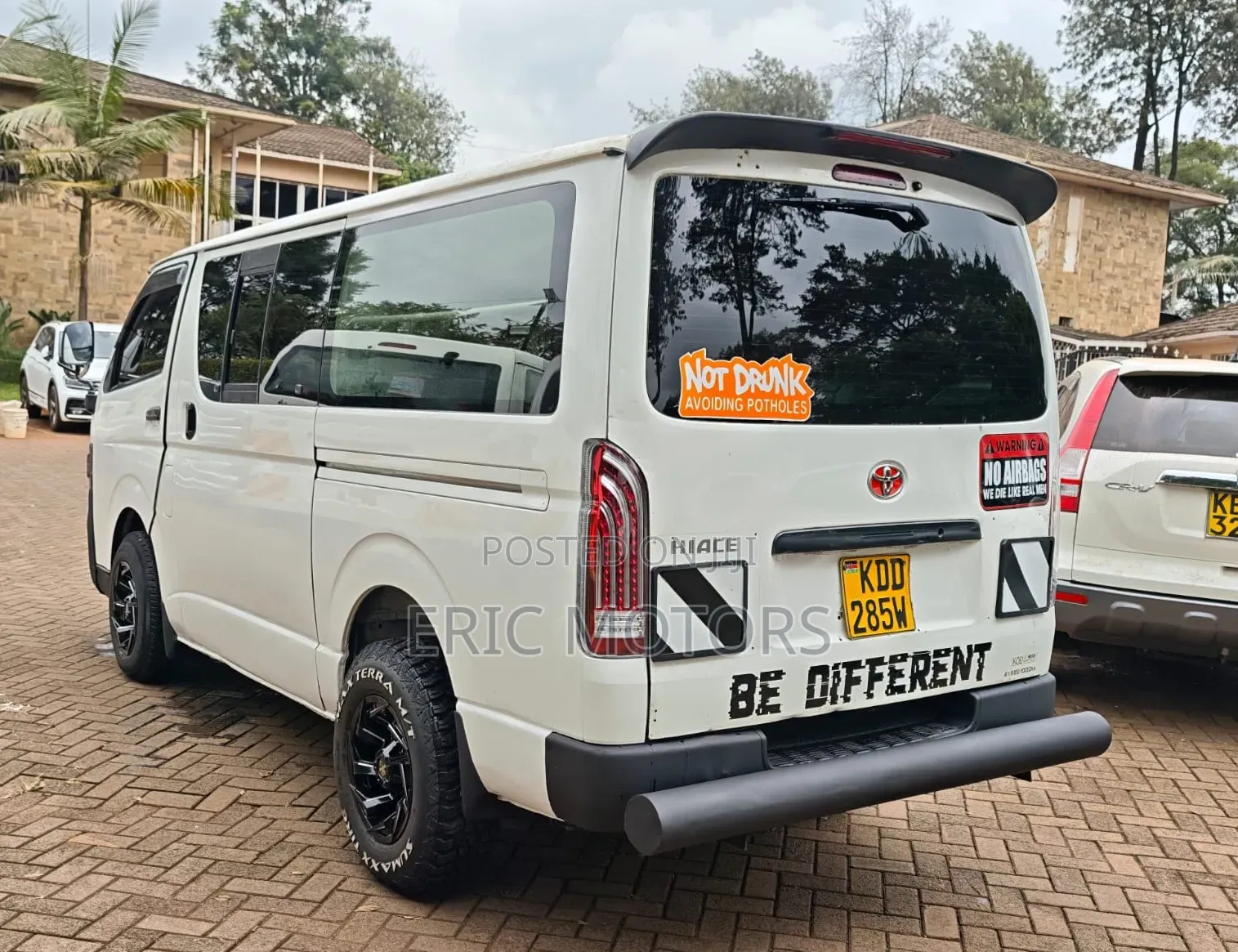 Toyota HiAce 2014