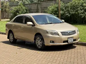 Toyota Axio 2011 Gold