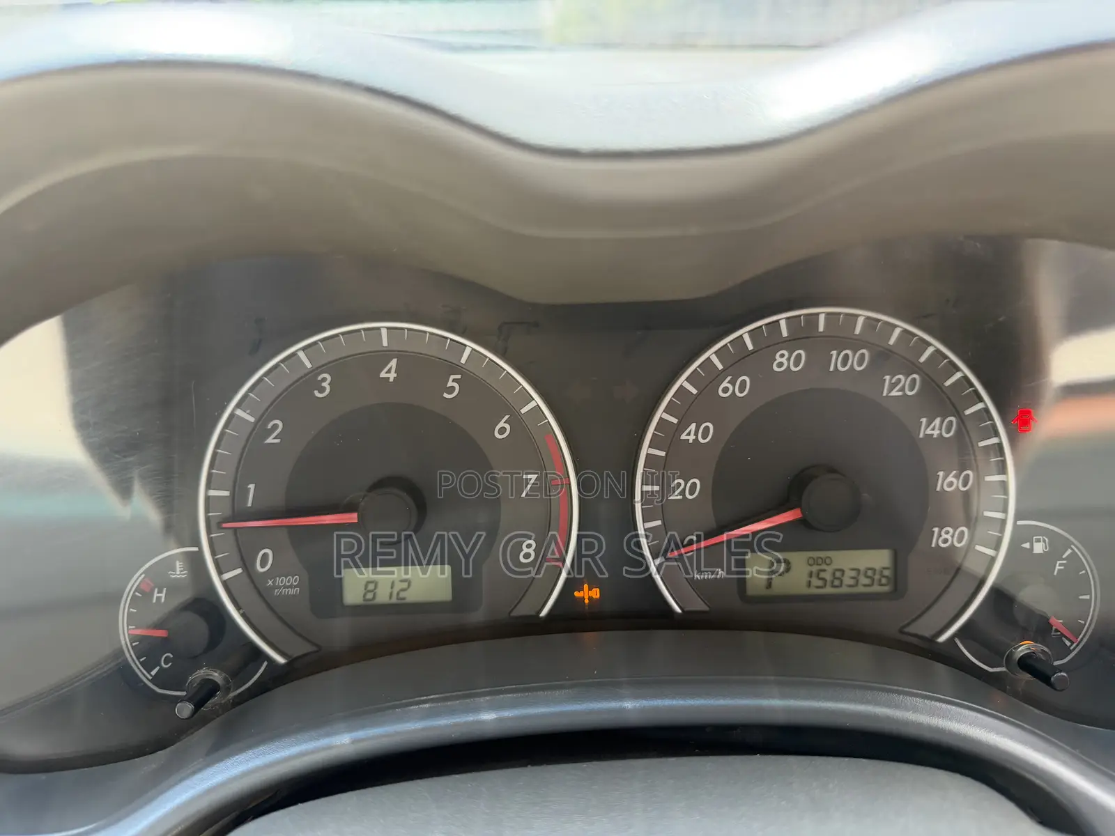 Toyota Axio 2011 Gold