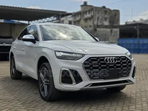 Audi Q5 45 Premium AWD quattro 2020 White