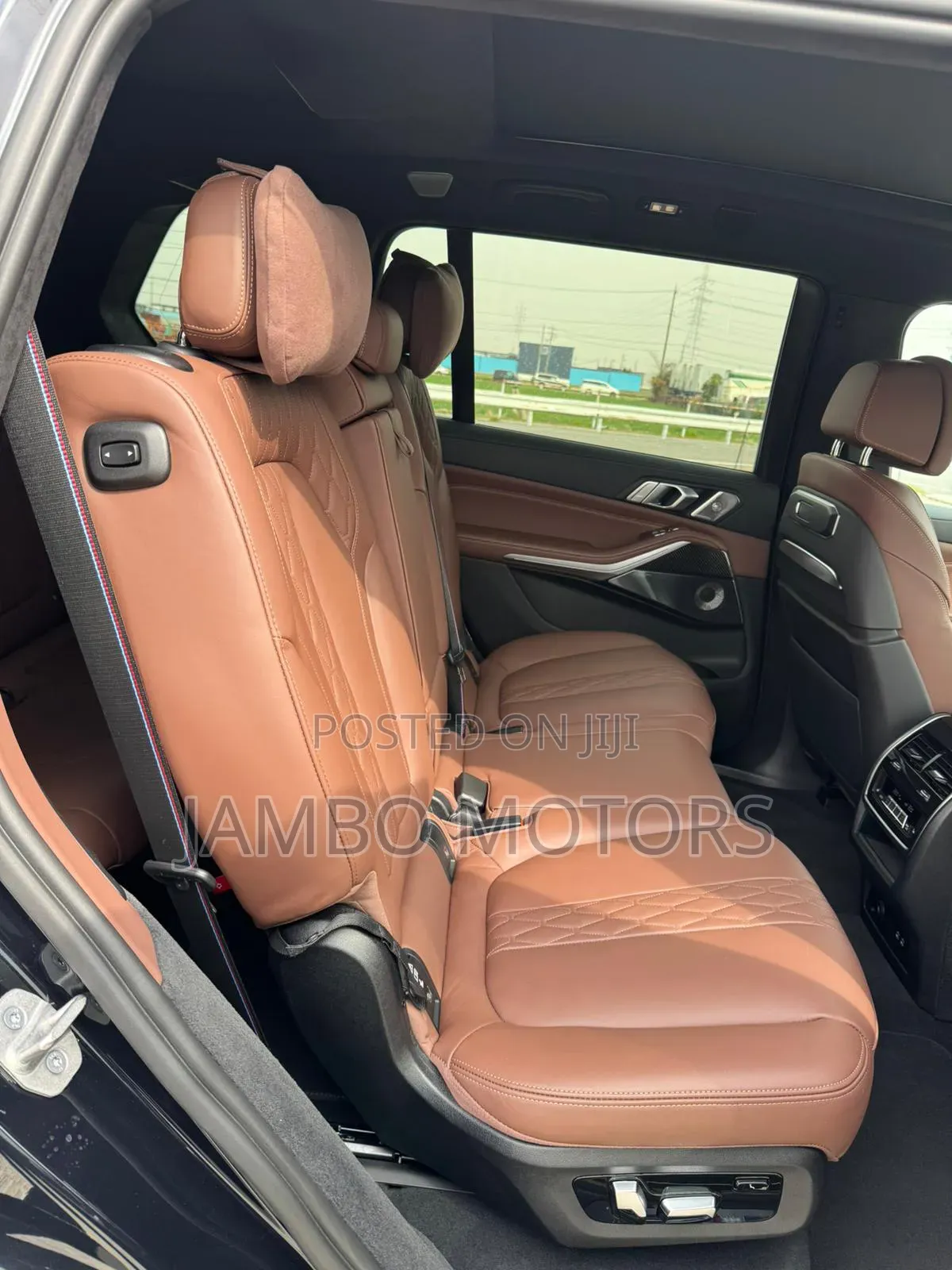BMW X7 M60i AWD 2024