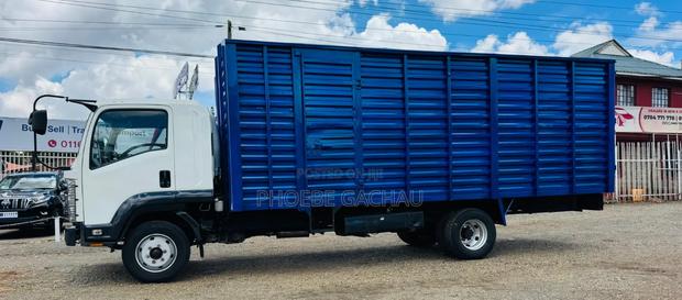 Isuzu Frr90 2024 White - thumbnail 8