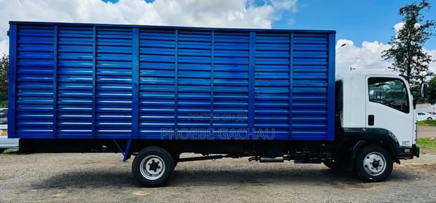 Isuzu Frr90 2024 White - thumbnail 9