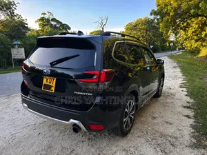 Subaru Forester 2.5i Touring AWD 2018 Black