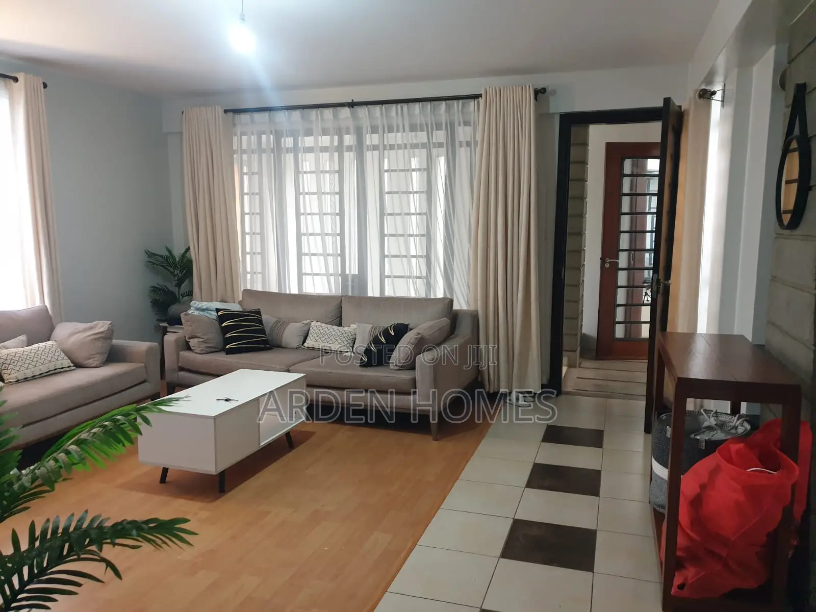 Furnished 5bdrm Penthouse in Raphta Road Area for rent