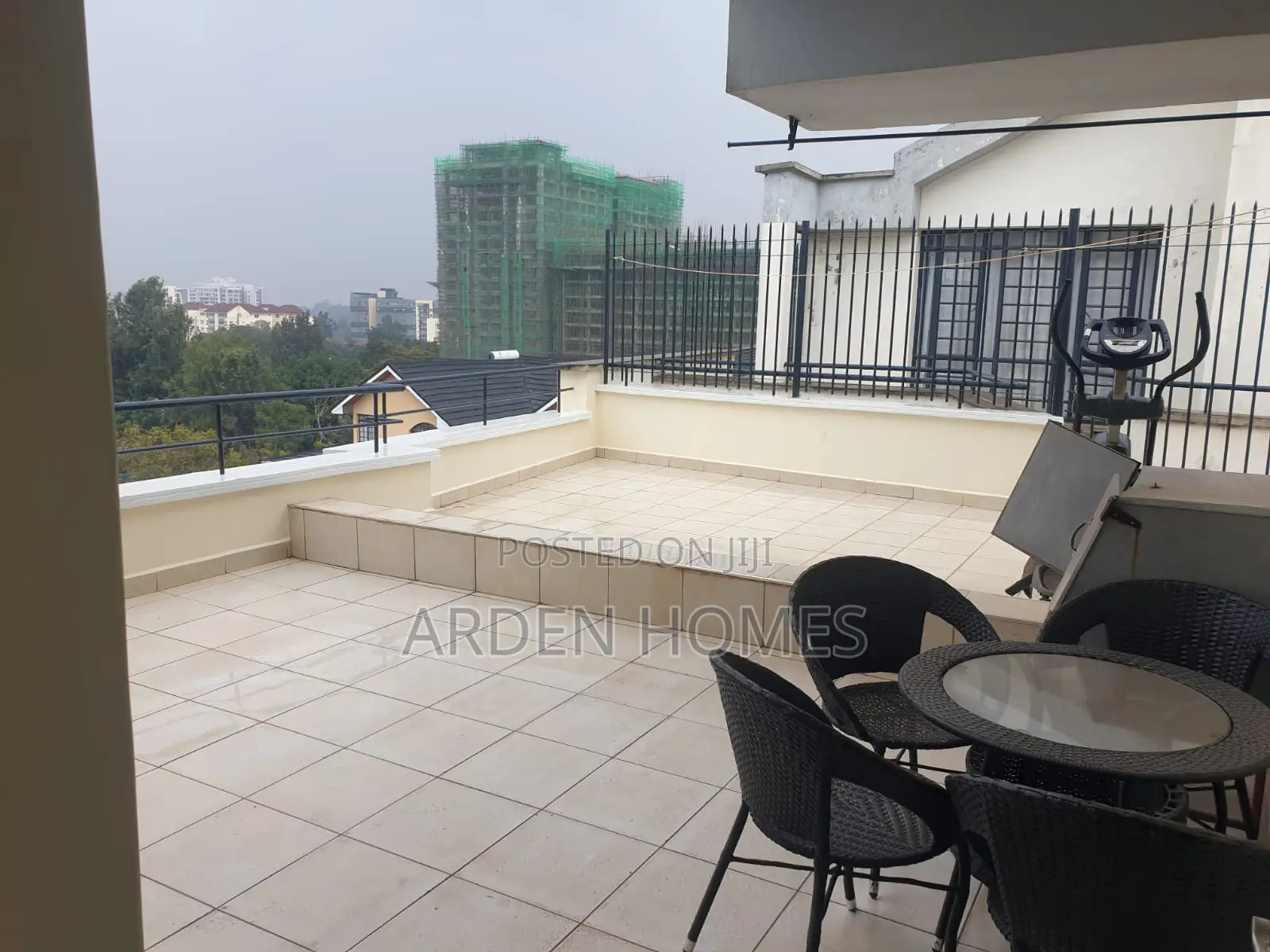 Furnished 5bdrm Penthouse in Raphta Road Area for rent