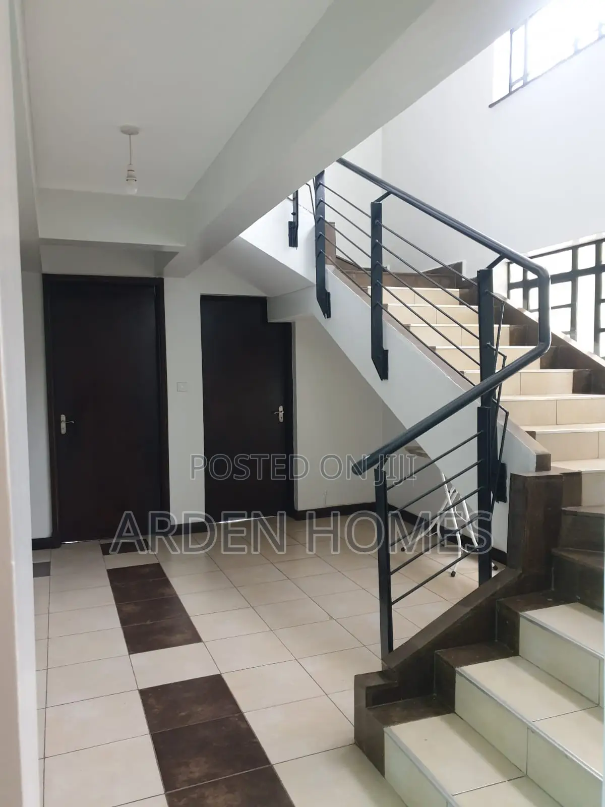 Furnished 5bdrm Penthouse in Raphta Road Area for rent